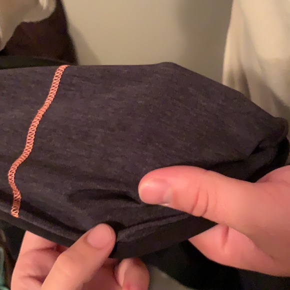 *SOLD* Lululemon speed shorts - Picture 4 of 4